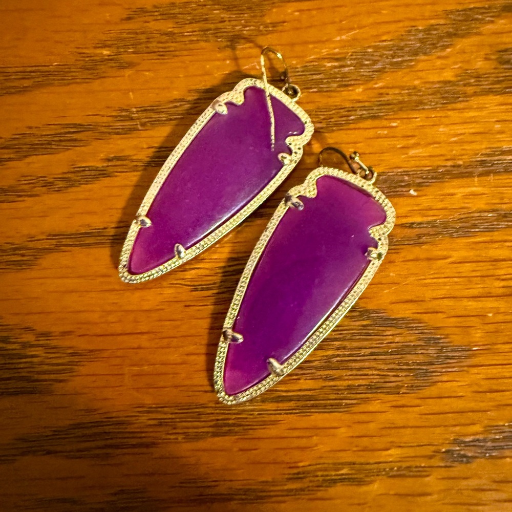 Kendra Scott beautiful purple earrings
